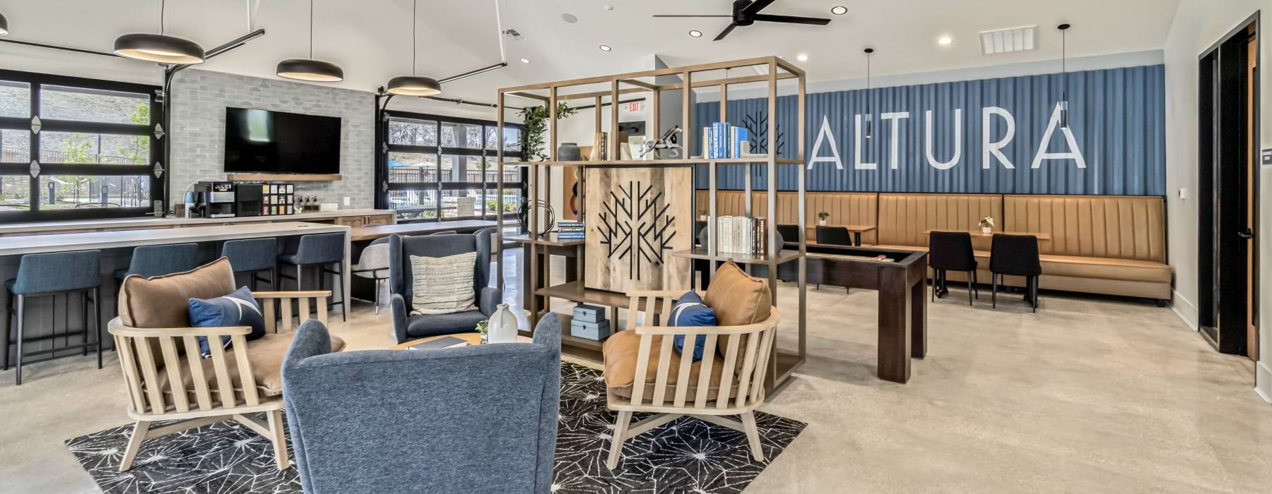 Spacious clubhouse with Wi-Fi